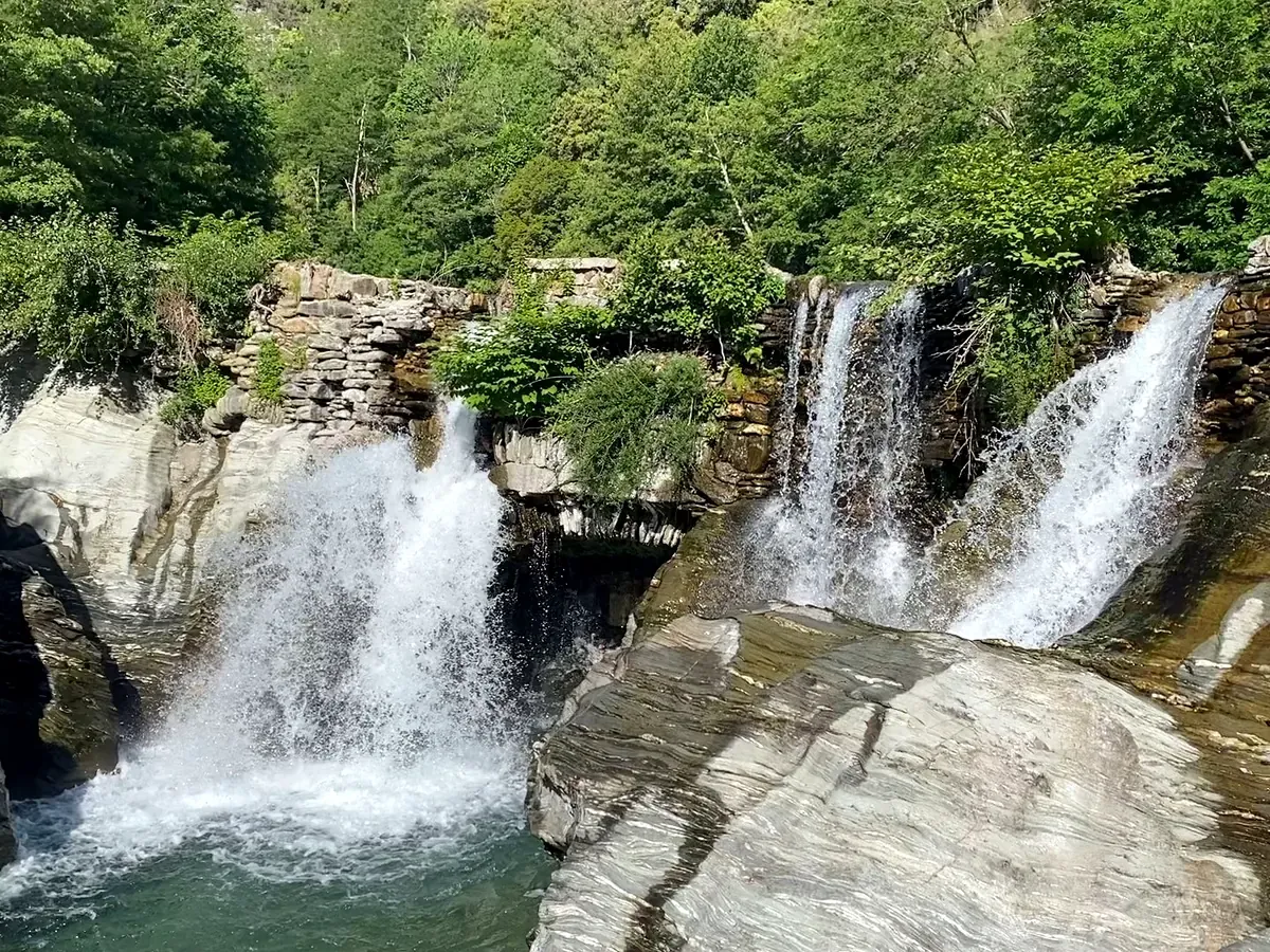 Cascade du Martinet, chutes d'eau dans un canyon des Cévennes